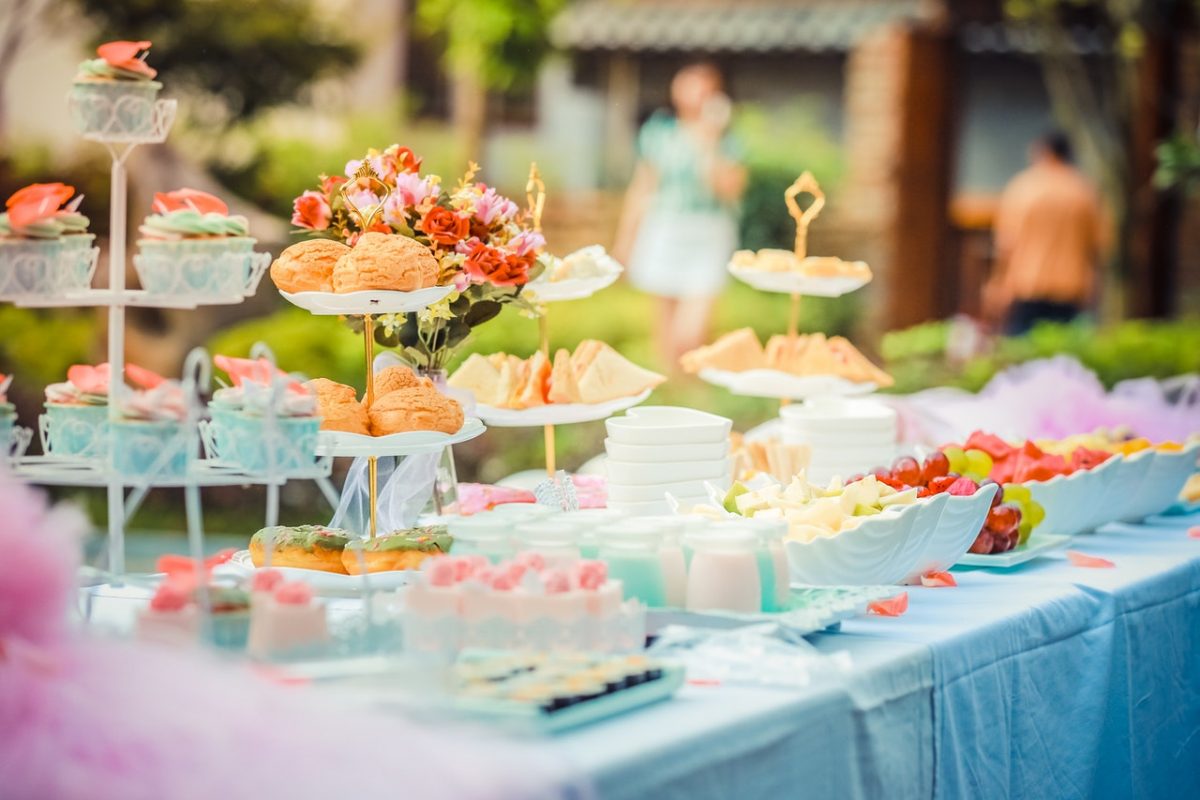 Healthy Wedding Food Options Your Guests Will Love